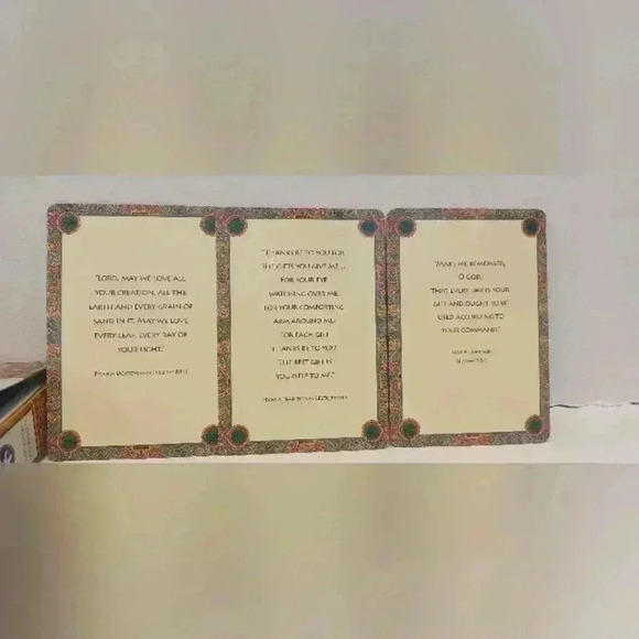 The Christian  Prayer Deck 52 Prayer Cards with Built-in Card Holder - Picture 6 of 6